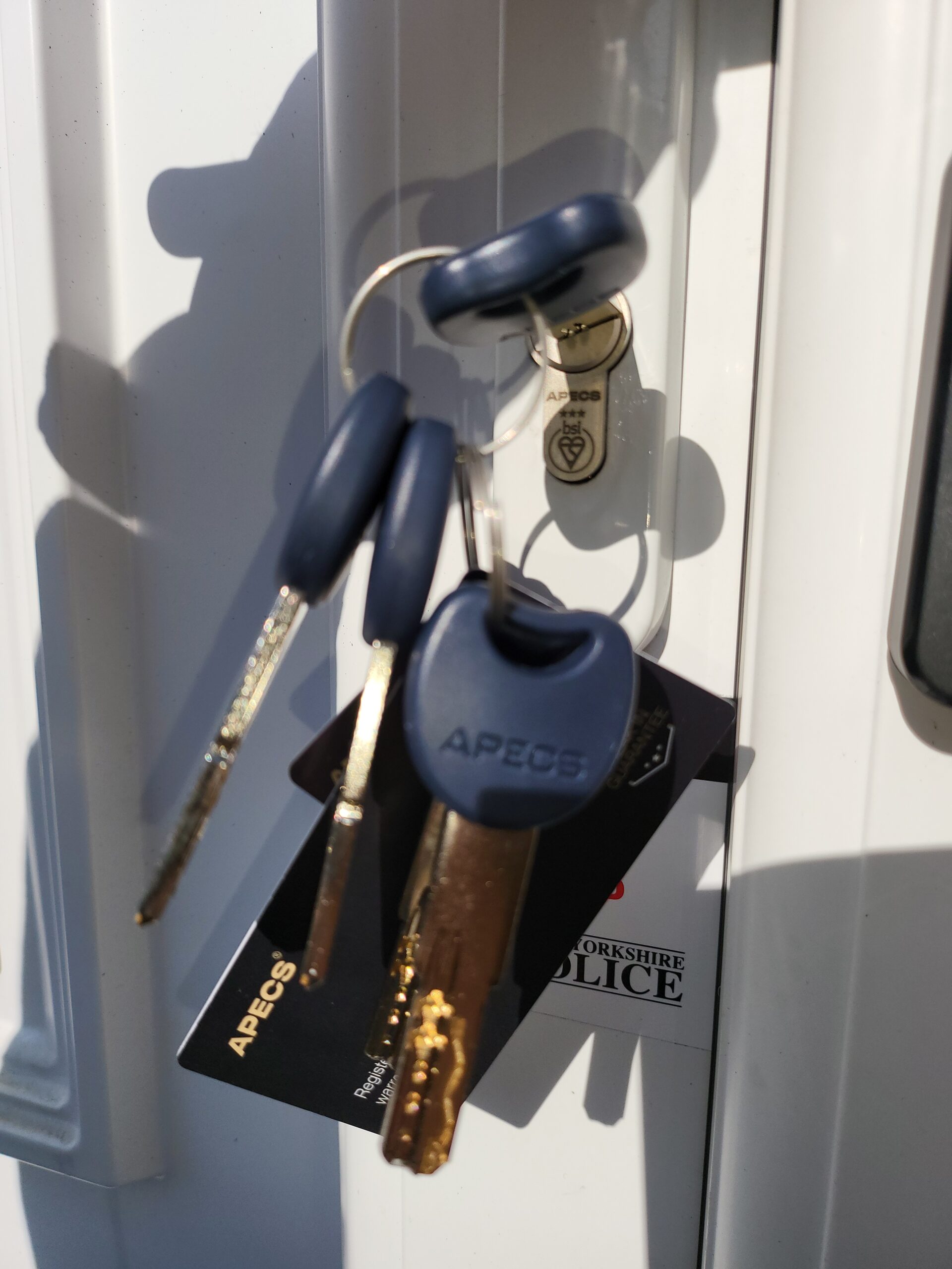 Local locksmith serving Thackley Idle Greengates and Apperley Bridge in BD10 Bradford